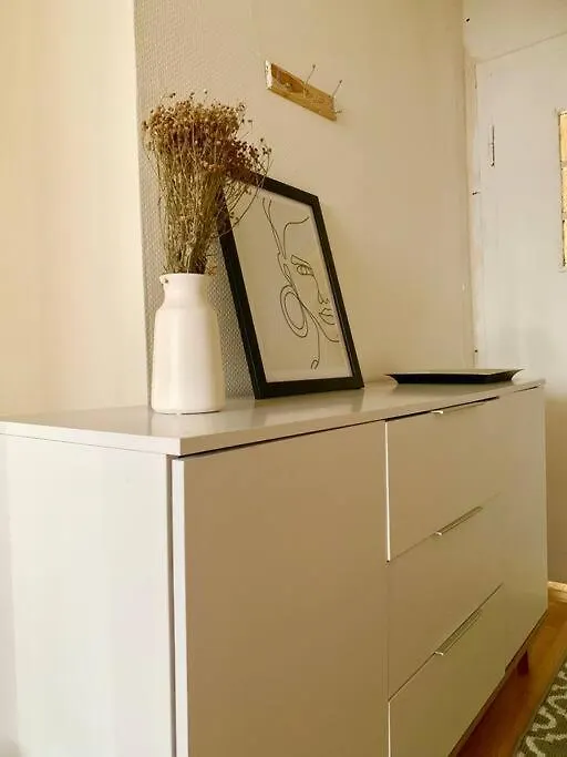 Zentrale Wohnung In Bilk Mit Neuer Moderner Einrichtung Düsseldorf 0*,